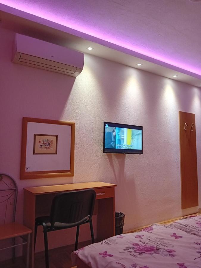 Vila Centar เทรบินเย ภายนอก รูปภาพ
